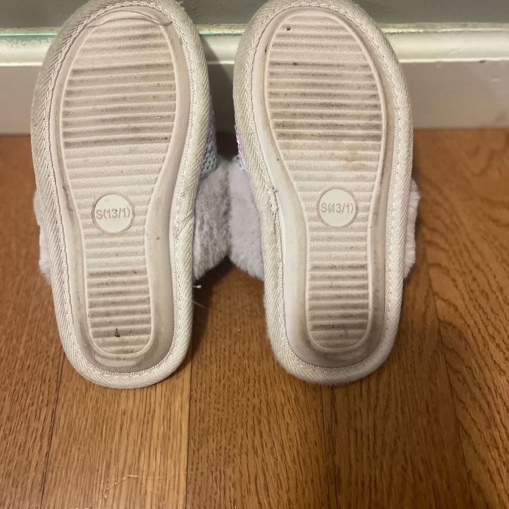 Kids Flip Sequin Slippers with Faux Fur Trim - Picture 4 of 5